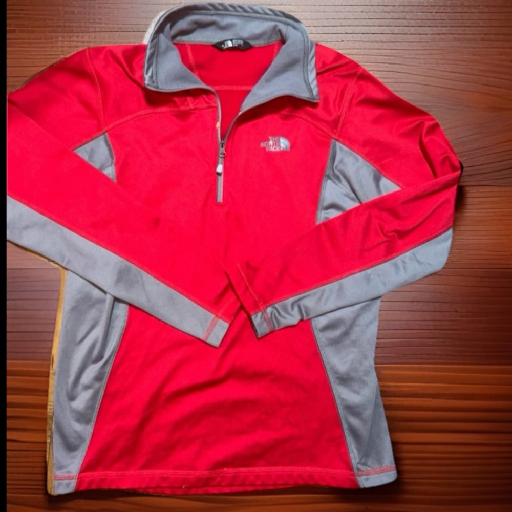 The North Face Men's Lightweight 1/4 Zip Pullover, Men’s size Medium
